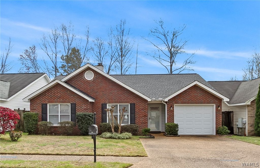 335 39th Street, Northport, AL 35473