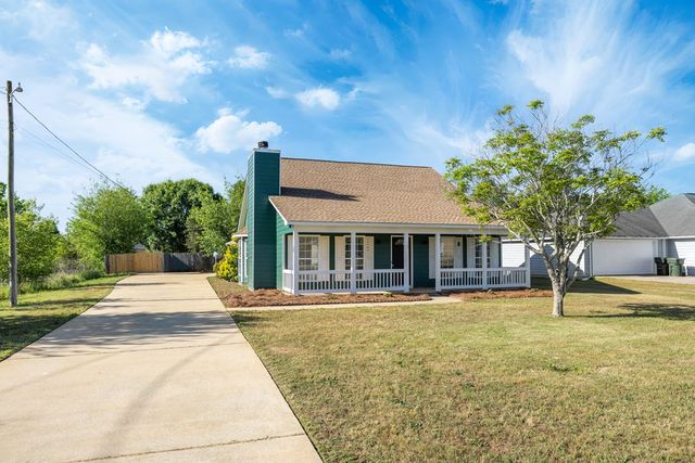 42 Wheatfield Drive, Fort Mitchell, AL 36856