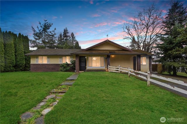 6130 87th Street NE, Marysville, WA 98270