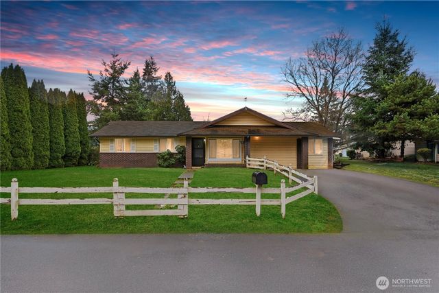 6130 87th Street NE, Marysville, WA 98270