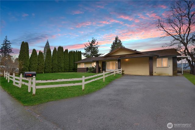 6130 87th Street NE, Marysville, WA 98270