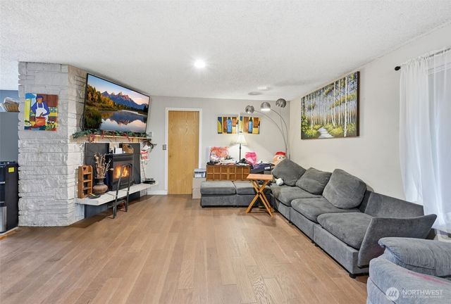 6130 87th Street NE, Marysville, WA 98270