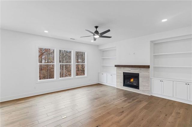 721 Keystone Drive, Woodstock, GA 30188