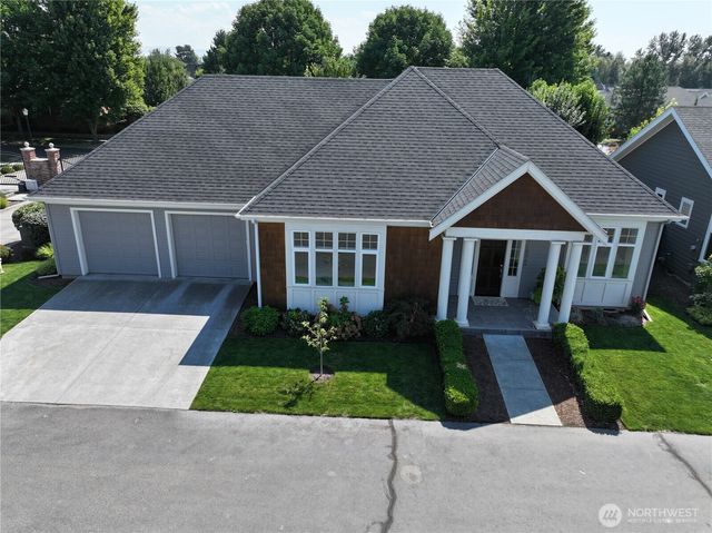 1096 SE Falcon Drive, College Place, WA 99324