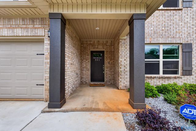 201 Saddle Street, New Market, AL 35761