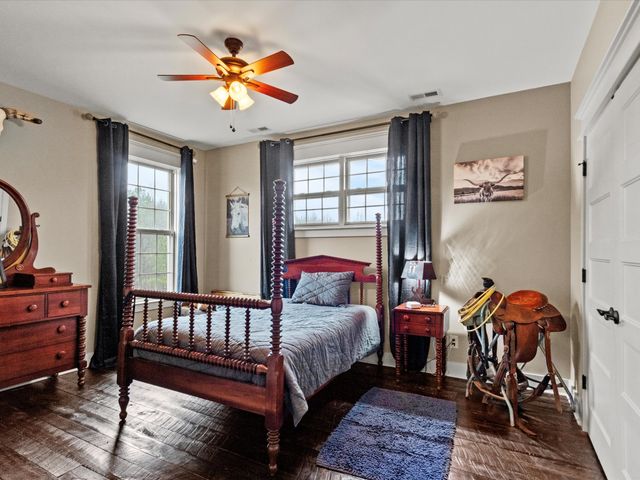 950 Puncheon Branch Rd, Minor Hill, TN 38473