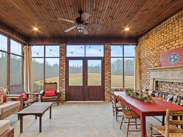 950 Puncheon Branch Rd, Minor Hill, TN 38473