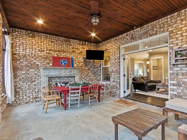 950 Puncheon Branch Rd, Minor Hill, TN 38473