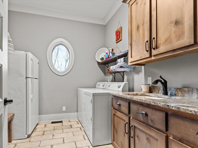 950 Puncheon Branch Rd, Minor Hill, TN 38473