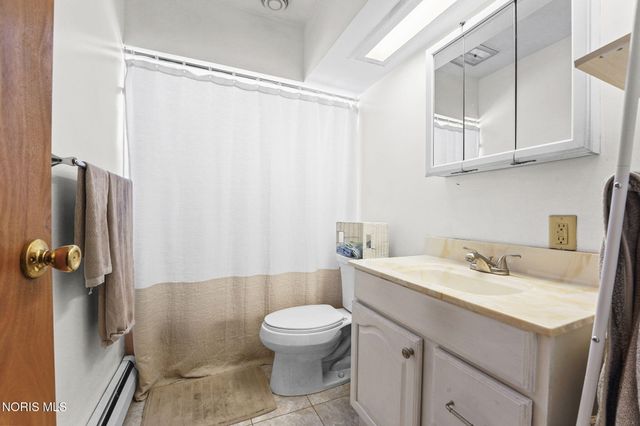 1020 Country Club Drive, Findlay, OH 45840