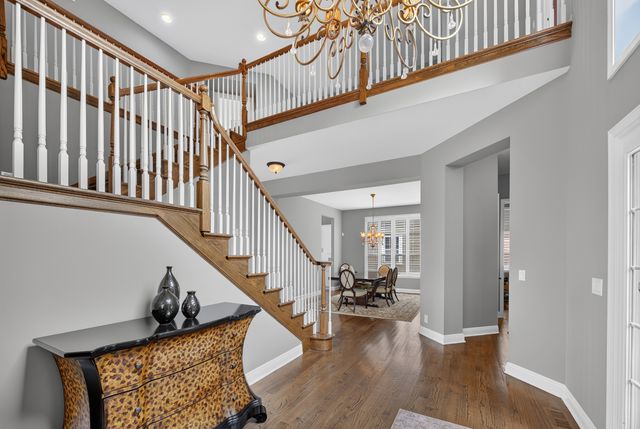 1113 Ashley Lane, Inverness, IL 60010