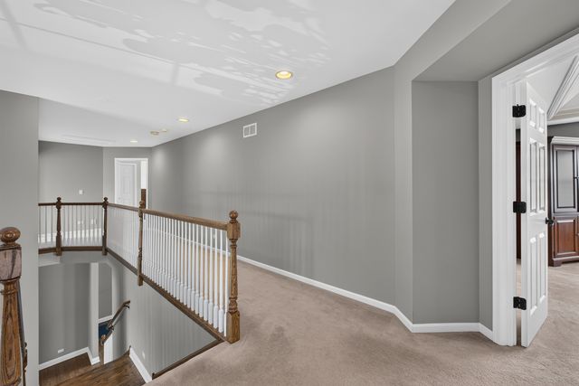 1113 Ashley Lane, Inverness, IL 60010