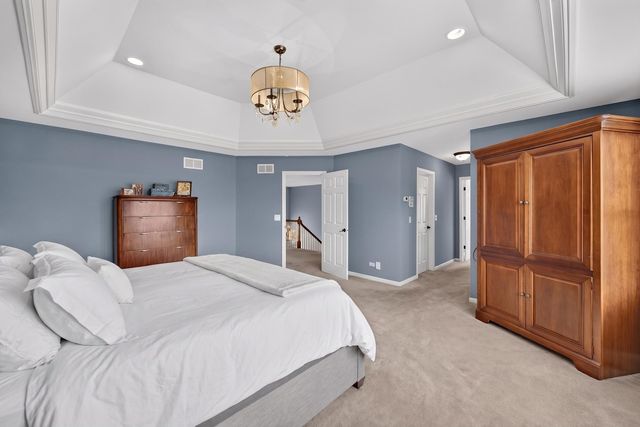 1113 Ashley Lane, Inverness, IL 60010