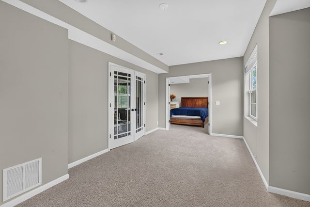 1113 Ashley Lane, Inverness, IL 60010