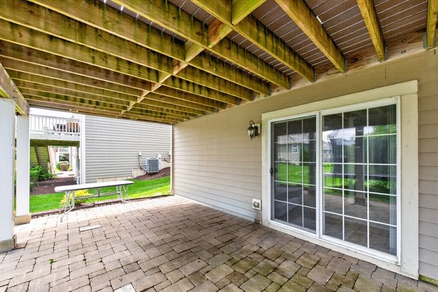 1113 Ashley Lane, Inverness, IL 60010