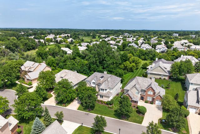 1113 Ashley Lane, Inverness, IL 60010
