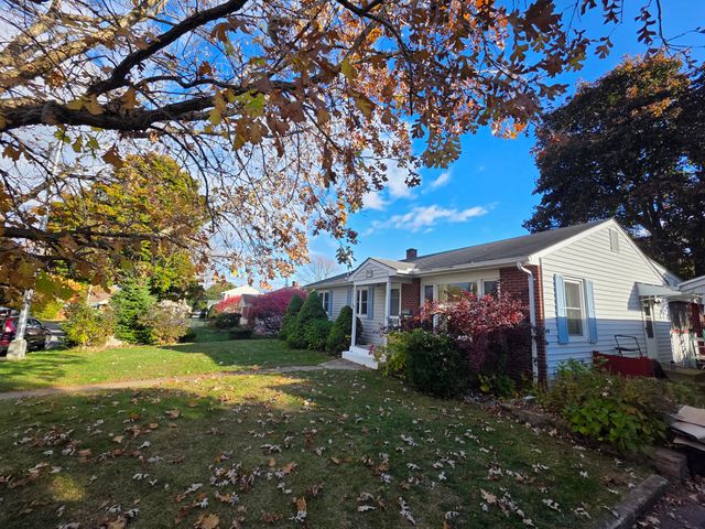 7 Holland Avenue, Plattsburgh, NY 12901