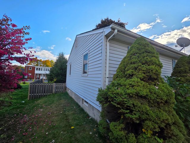 7 Holland Avenue, Plattsburgh, NY 12901