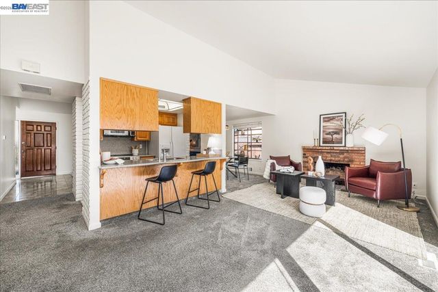 3647 Ashwood Dr, Pleasanton, CA 94588