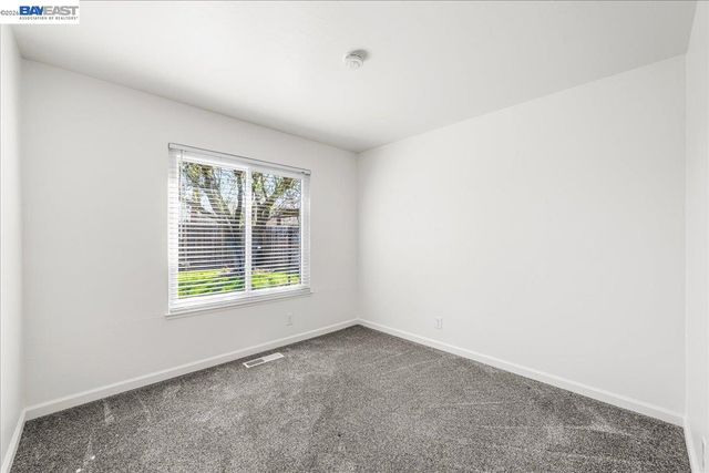 3647 Ashwood Dr, Pleasanton, CA 94588