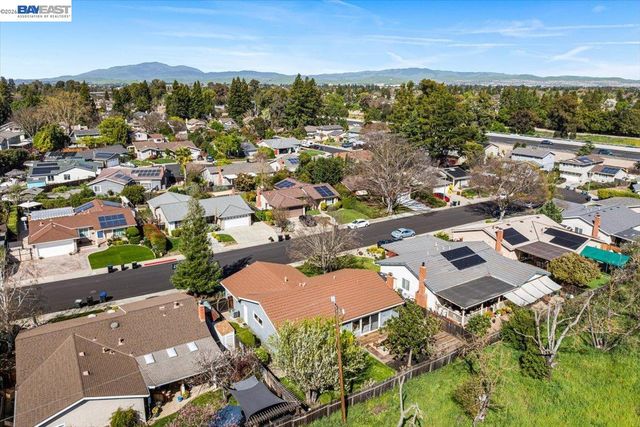 3647 Ashwood Dr, Pleasanton, CA 94588