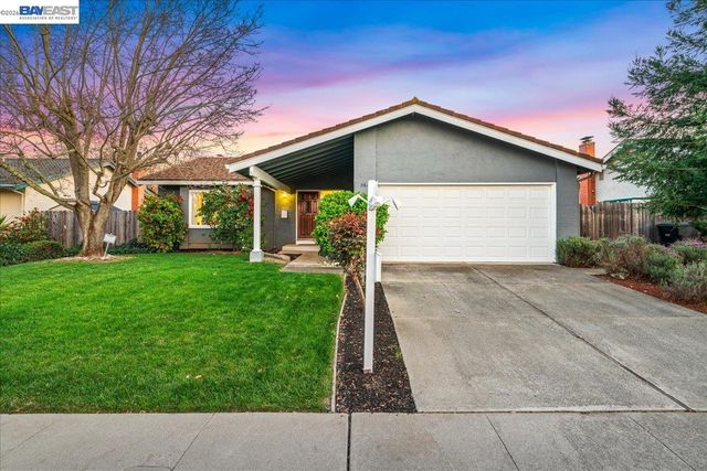 3647 Ashwood Dr, Pleasanton, CA 94588