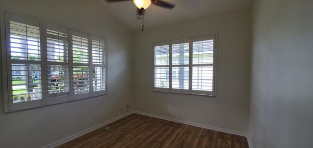 122 NW Swann Mill Circle, Port St. Lucie, Port St Lucie, FL 34986