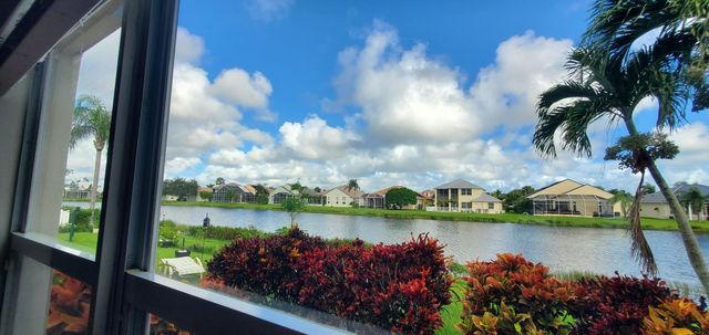 122 NW Swann Mill Circle, Port St. Lucie, Port St Lucie, FL 34986