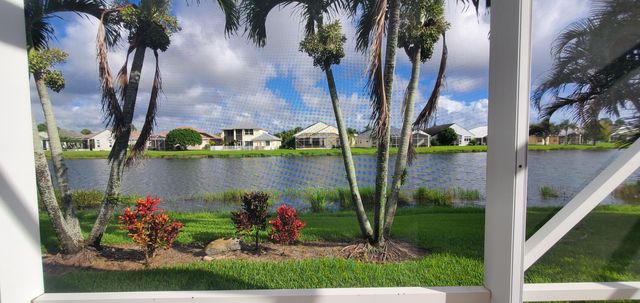 122 NW Swann Mill Circle, Port St. Lucie, Port St Lucie, FL 34986