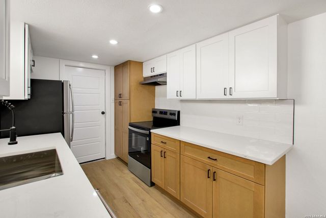 8403 Brixton, San Antonio, TX 78254