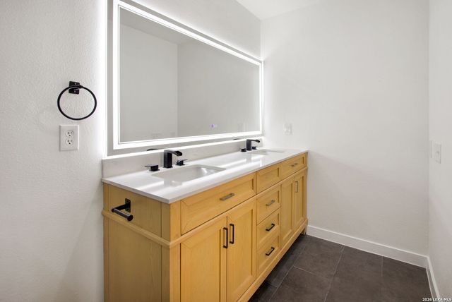 8403 Brixton, San Antonio, TX 78254