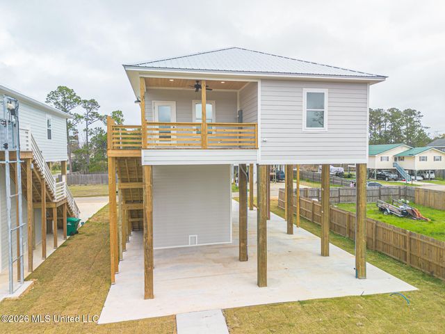 5049 Georgia Street, Bay Saint Louis, MS 39520