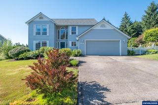1801 SW Boxwood Ln, Dallas, OR 97338