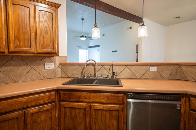 9723 CALLE CHAMISA NW, Albuquerque, NM 87114