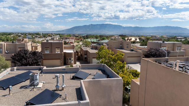 9723 CALLE CHAMISA NW, Albuquerque, NM 87114