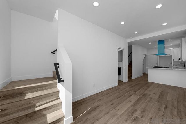 4128 32 Thorn St, San Diego, CA 92105