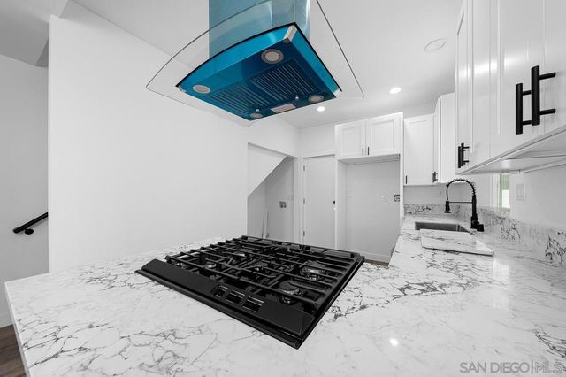 4128 32 Thorn St, San Diego, CA 92105