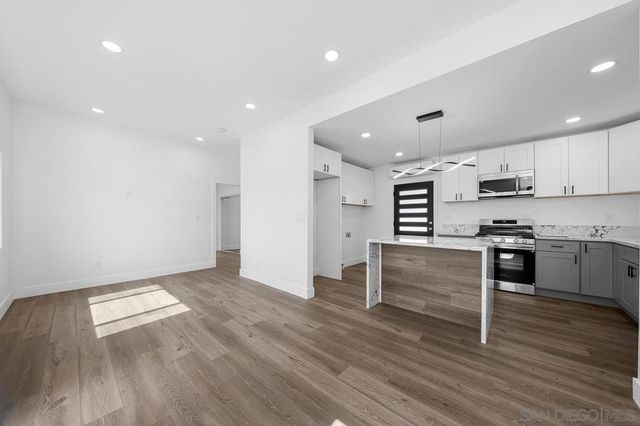 4128 32 Thorn St, San Diego, CA 92105