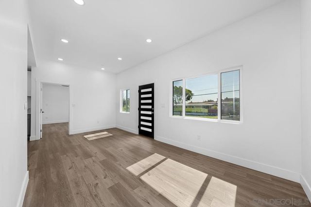 4128 32 Thorn St, San Diego, CA 92105