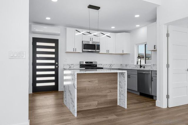 4128 32 Thorn St, San Diego, CA 92105