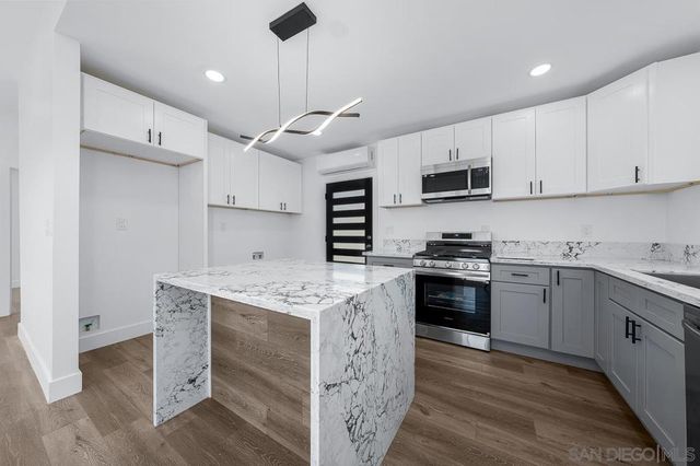 4128 32 Thorn St, San Diego, CA 92105