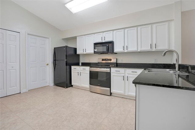 2724 BUCKHORN PRESERVE BOULEVARD, Valrico, FL 33596