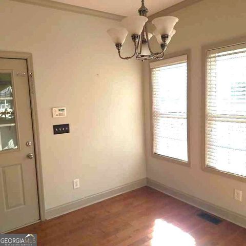 226 Hidden Falls Drive, Hull, GA 30646