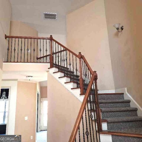 226 Hidden Falls Drive, Hull, GA 30646