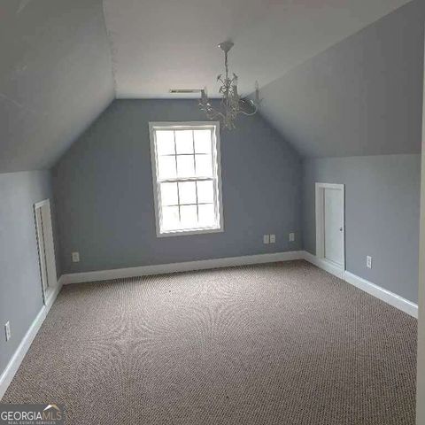 226 Hidden Falls Drive, Hull, GA 30646