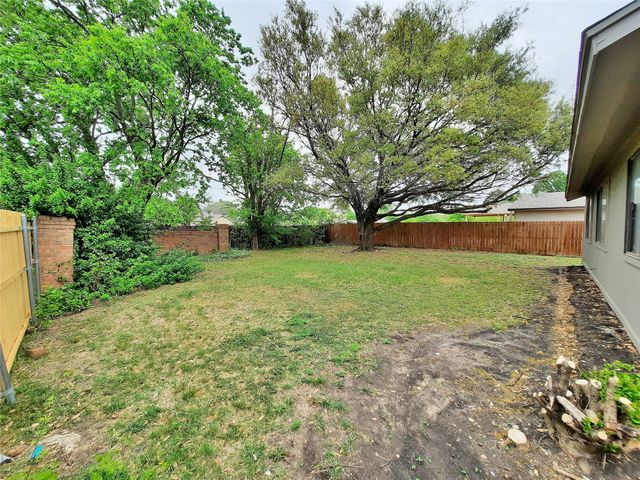 4609 Riverpark Drive, Fort Worth, TX 76137