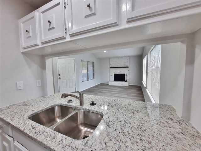 4609 Riverpark Drive, Fort Worth, TX 76137