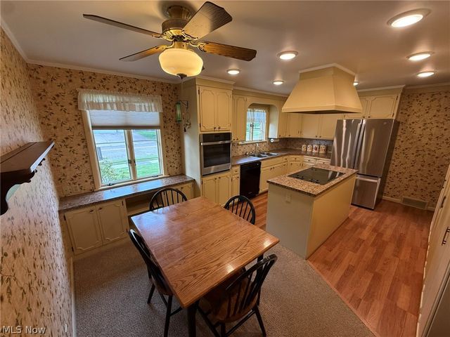120 E 21st Street, Dover, OH 44622