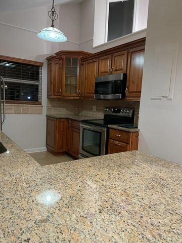 232 Maplecrest Circle, Jupiter, FL 33458