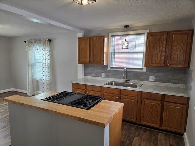 146 Burwell Road, Irondequoit, NY 14617